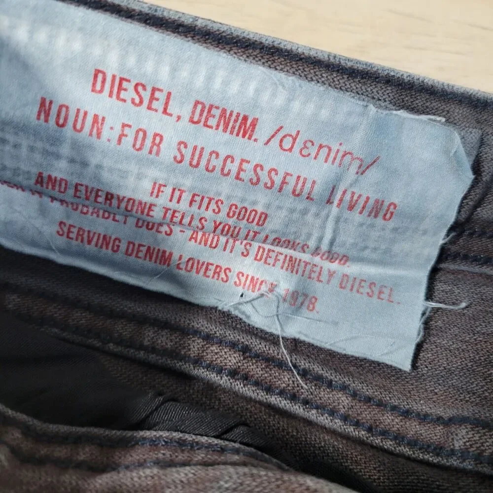 Diesel Industries Tepphar Slim Skinny Stretch Thrashed Denim Jeans 34x32 Vtg